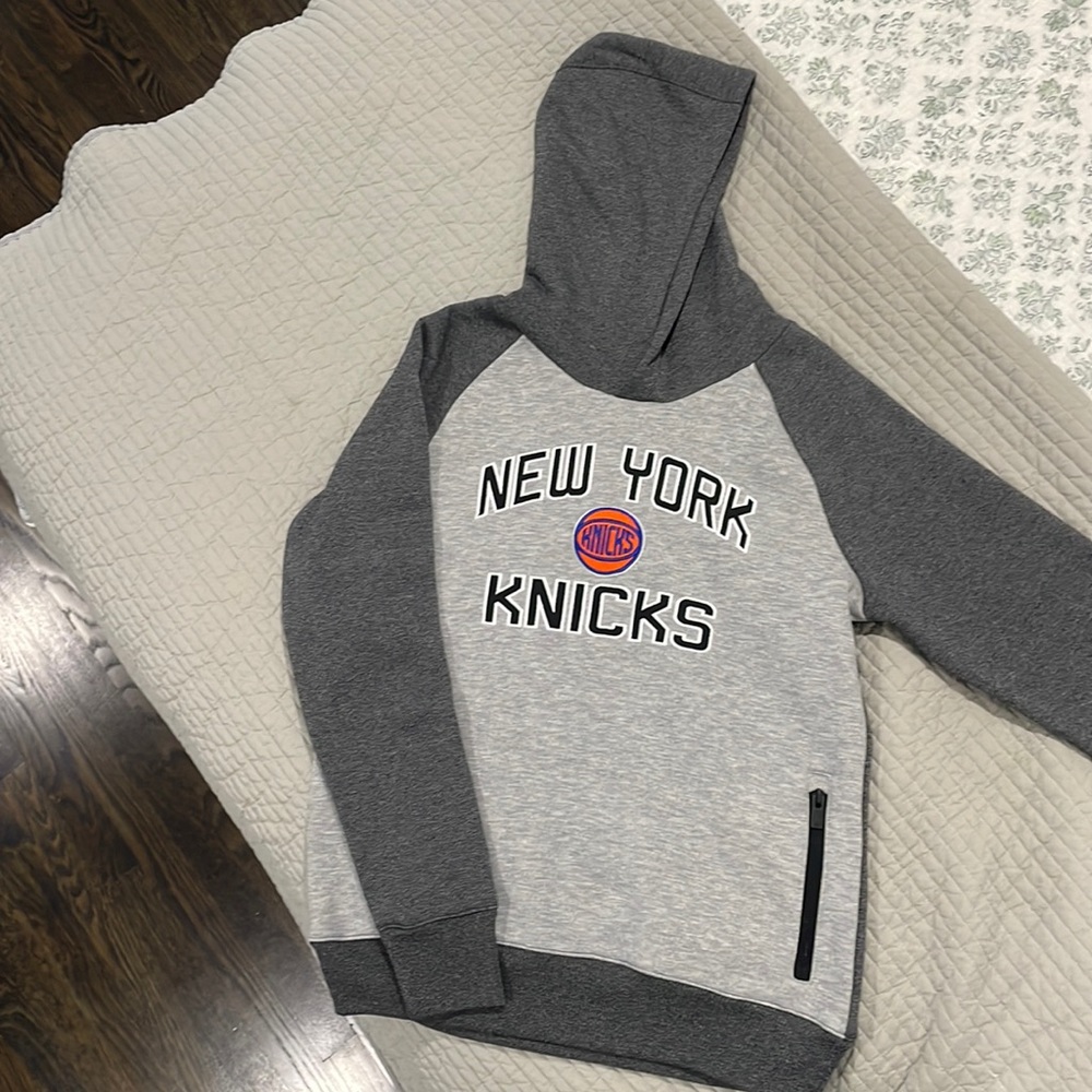 NBA New York Knicks youth large hoodie. NWT
